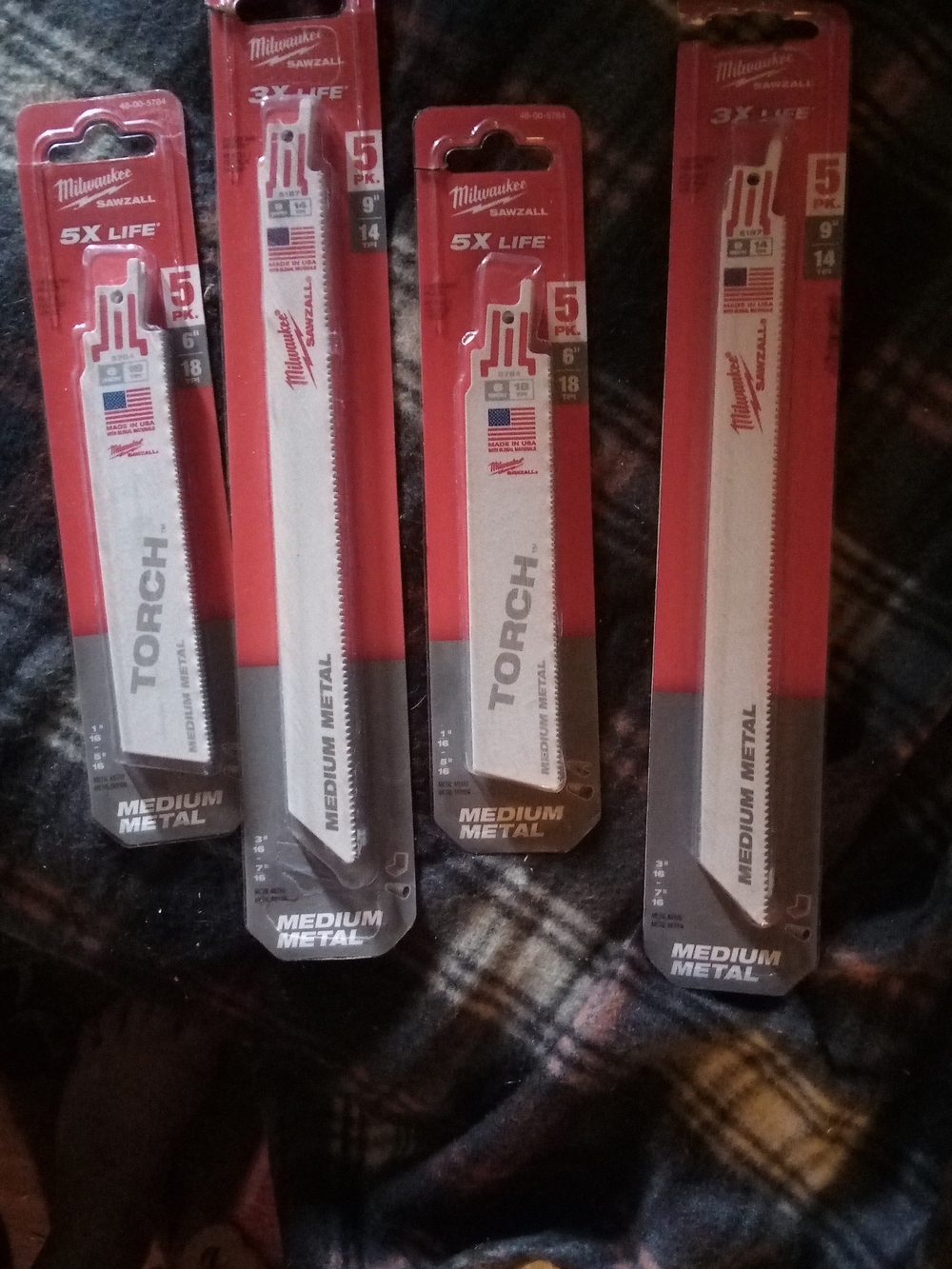 Milwaukee Torch Medium Metal Reciprocating Saw Blades - White and Red
